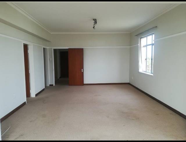 2 BEDROOM APARTMENT RENTED IN SUMMERSTRAND